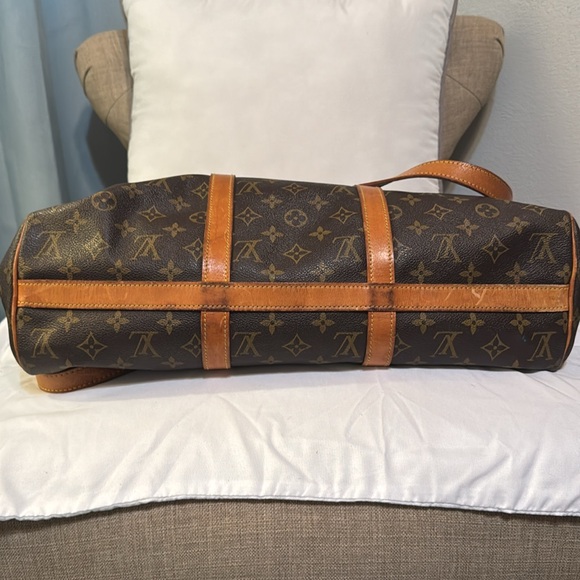 Louis Vuitton Travel Bag 17x12x5.5 - Picture 5 of 10